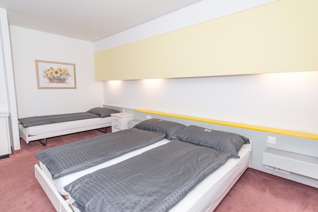 Hotel Rotes Haus Brugg  Room photo