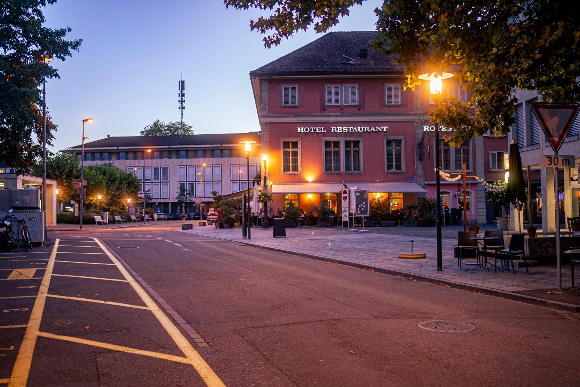 Hotel Rotes Haus Brugg  Exterior photo
