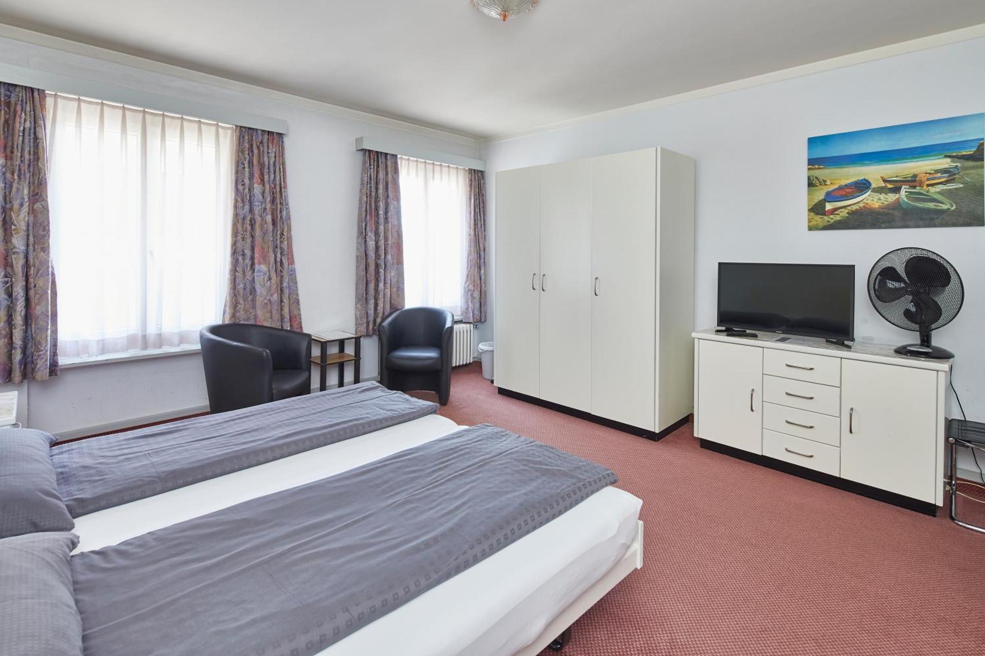 Hotel Rotes Haus Brugg  Exterior photo