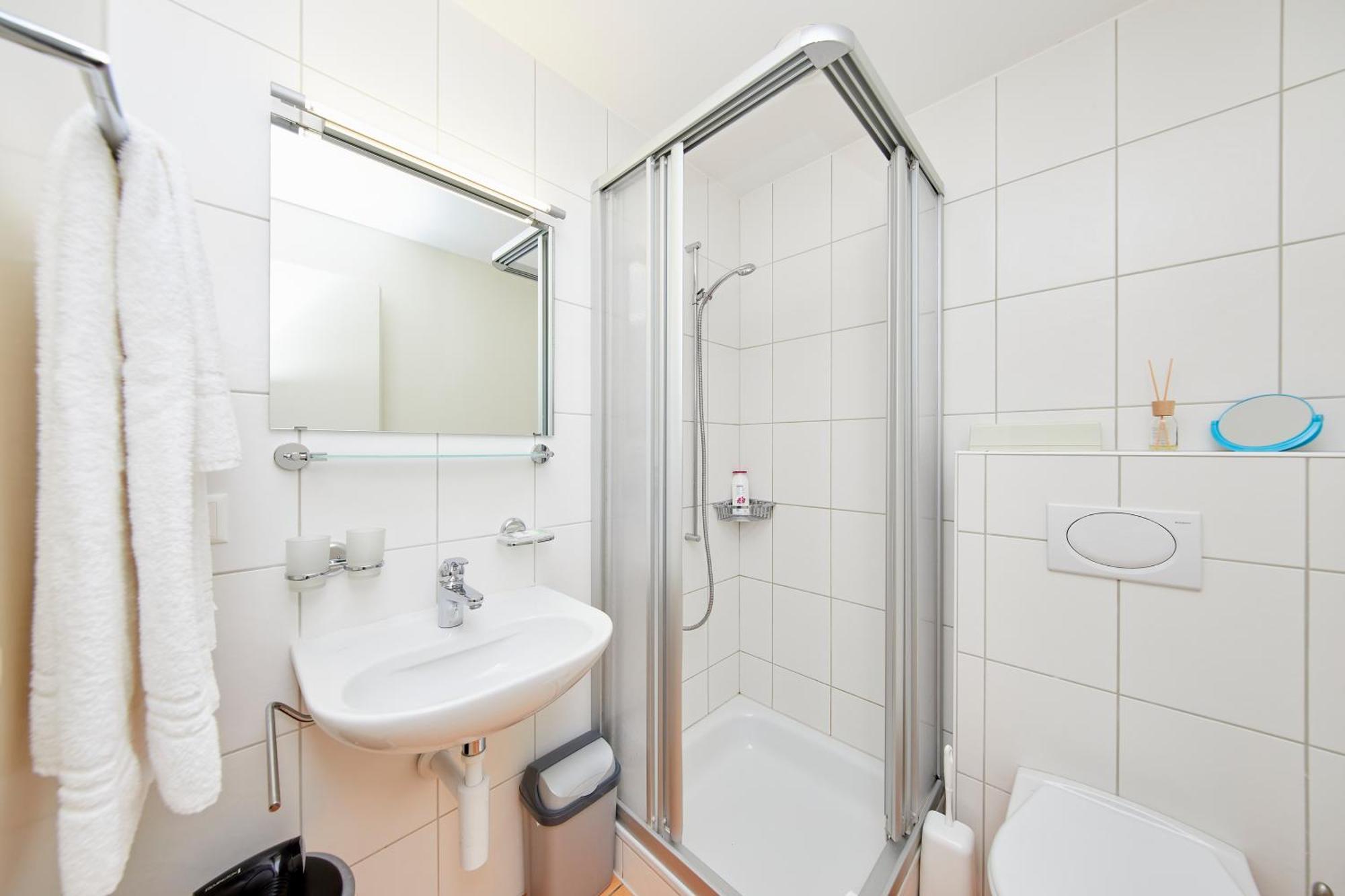 Hotel Rotes Haus Brugg  Exterior photo
